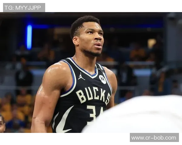 字母哥高效表现仅用19分钟砍下29分8板2助2断正负值高达27 字母哥高效表现仅用19分钟砍下29分8板2助2断正负值高达27