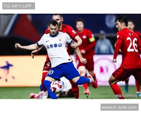 彭啸赛前脚伤困扰但仍渴望为国家队全力以赴展现拼搏精神