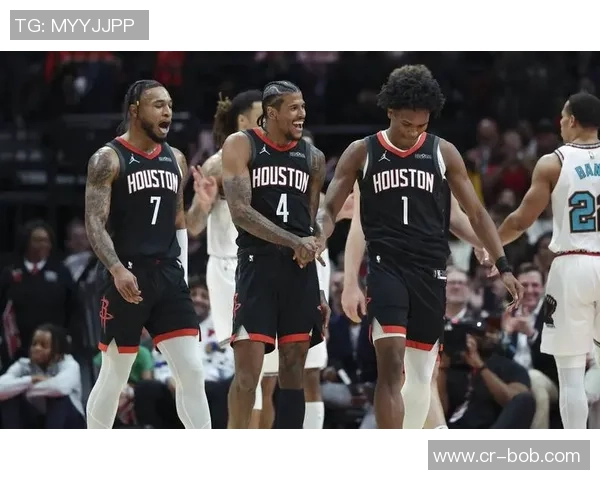 太阳今日对阵热火布克与杰伦格林因伤缺席比赛 太阳今日对阵热火布克与杰伦格林因伤缺席比赛