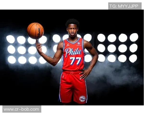 埃奇库姆因左小腿紧绷缺席生涯首场比赛将错过对阵热火的机会 埃奇库姆因左小腿紧绷缺席生涯首场比赛将错过对阵热火的机会