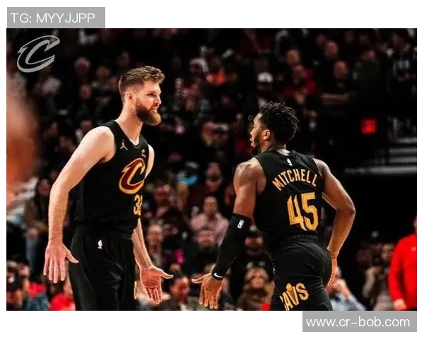 哈克斯替补出彩12投9中高效贡献19分5助攻2抢断助力球队胜利